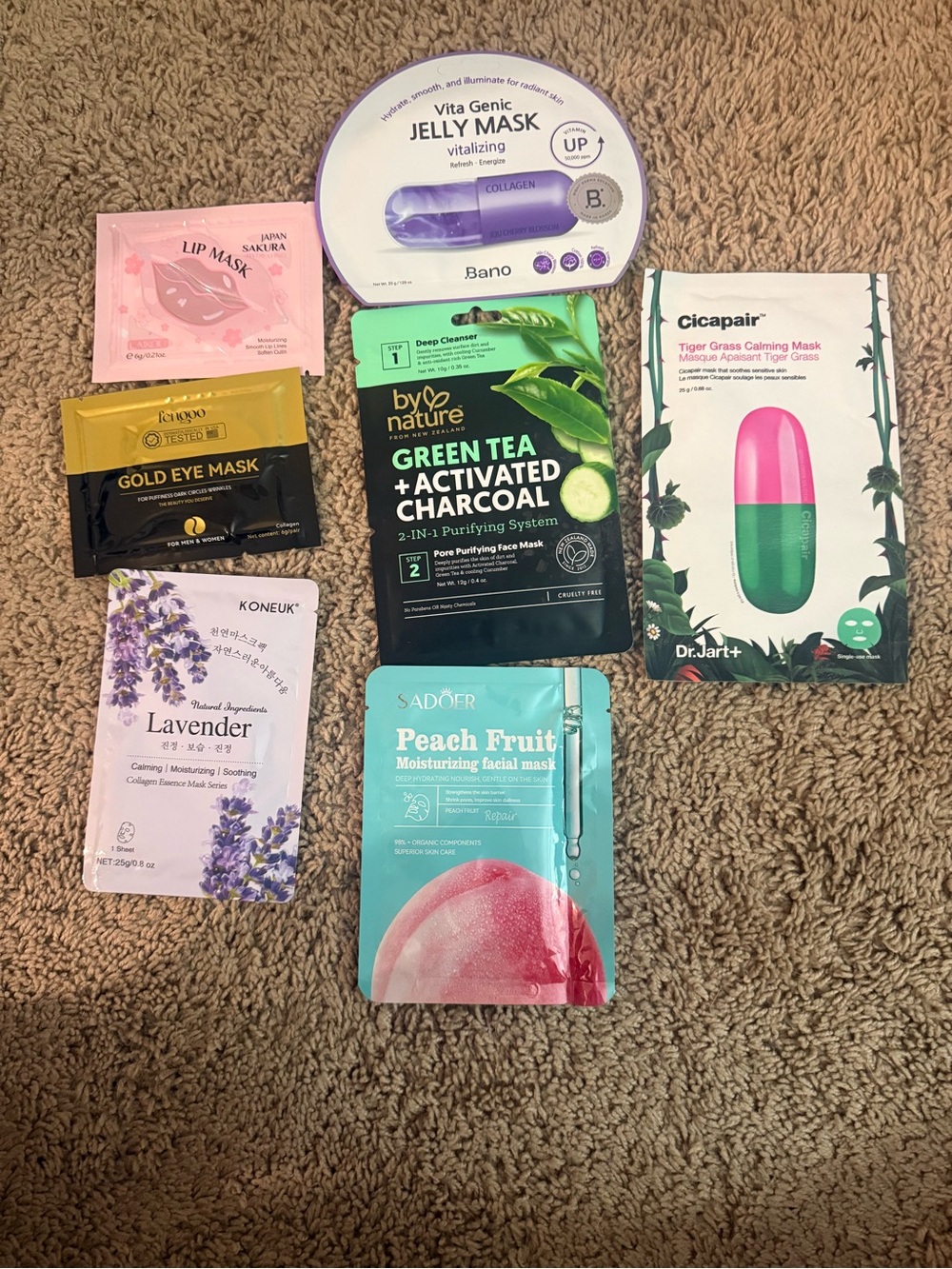 Assorted lot of mask